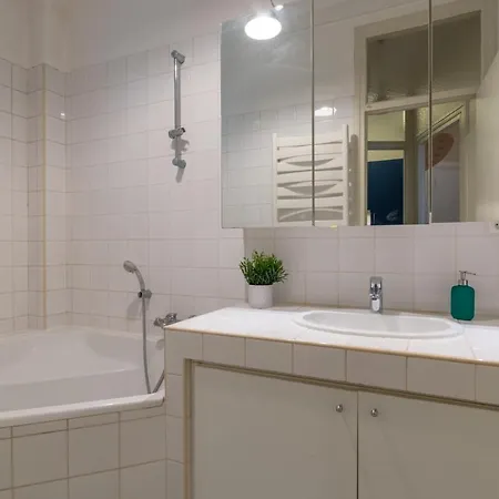 Apartment 16eme Paris